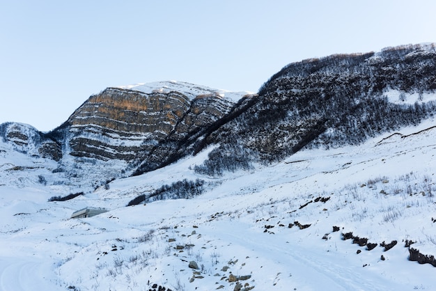 Schneebedeckte Berggipfel, Winterberge