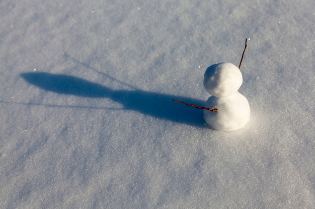 Schneemänner aus Schnee im Winter