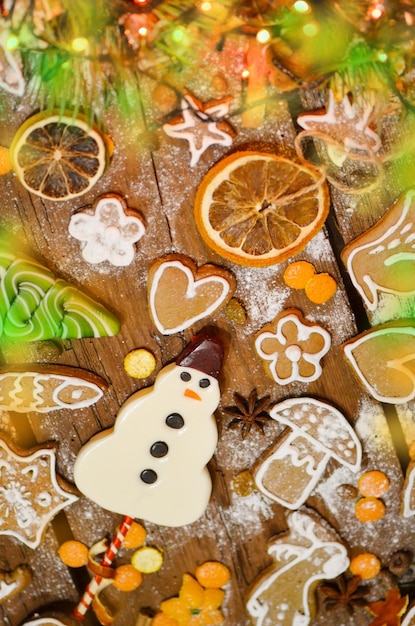 Schneemann aus Zucker Bonbons Frohe Weihnachten und ein glückliches neues Jahr-Grußkarte Weihnachtssüßigkeit Schneemann