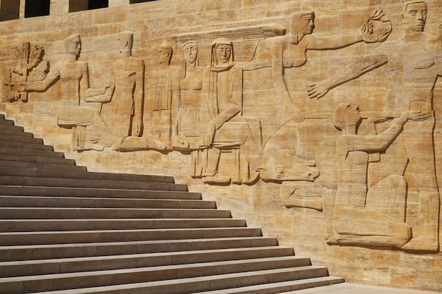 Schnitzen im Anitkabir Mausoleum von Mustafa Kemal Atatürk Ankara Türkei