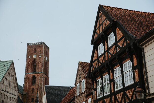 Schöne Aufnahme der Gebäude der ältesten Stadt in Ribe Dänemark