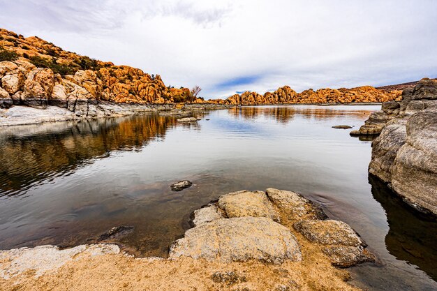 Schöne Aussicht auf Watson Lake in Prescott, Arizona