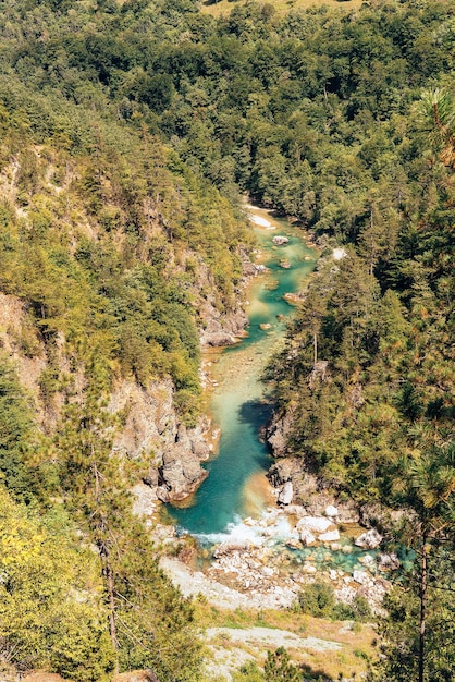 Foto schöne aussicht über den fluss tara, durmitor national park, montenegro