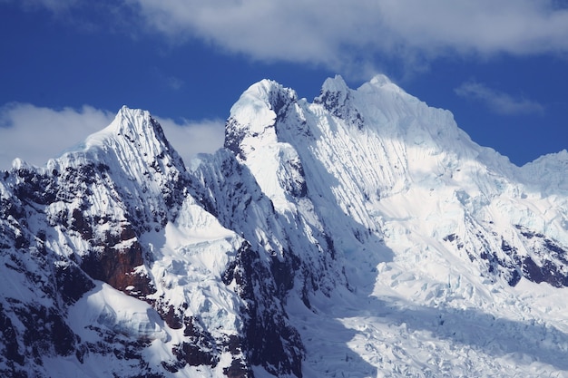 Schöne Berglandschaften in Cordillera Huayhuash, Peru, Südamerika