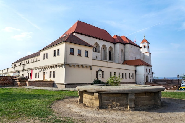 Schöne Burg Spilberk außen Brünn Südmähren Tschechien sonniger Tag