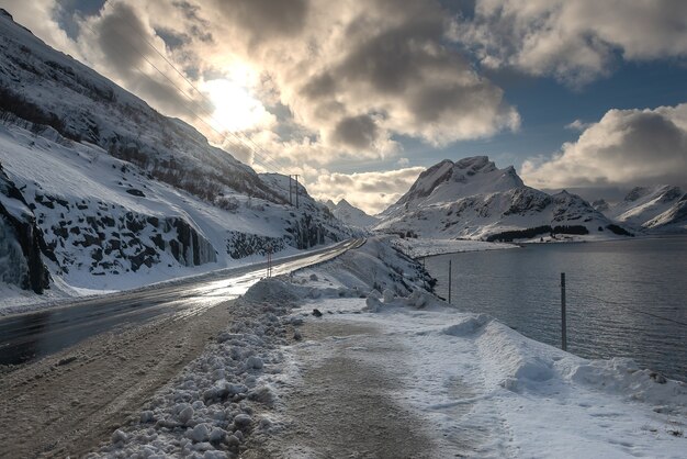 Foto schöne landschaft auf den lofoten