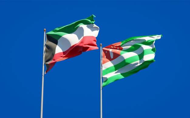 Schöne Nationalstaatsflaggen von Kuwait und Abchasien zusammen