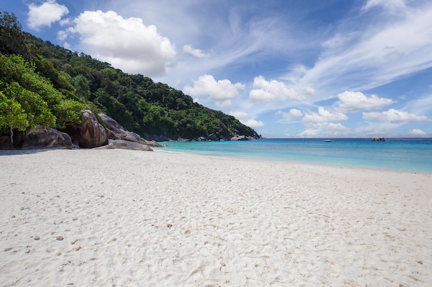 Schöne Natur der Inseln in der Andamanensee bei Similan Islands Mu Ko Similan National Park Phangnga Thailand