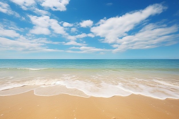 Schöne Reise am Strand Himmel Sand