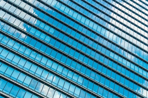 Schöner Architekturbürogebäudewolkenkratzer mit Fensterglasmuster