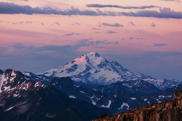 Schöner Berggipfel in North Cascade Range, Washington / USA