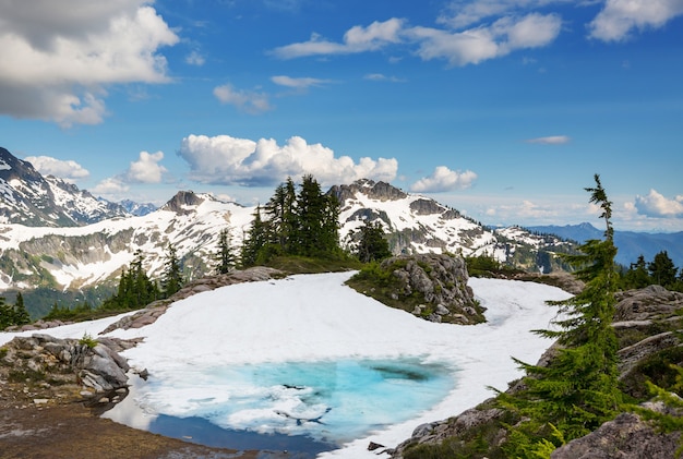 Schöner Berggipfel in North Cascade Range, Washington / USA