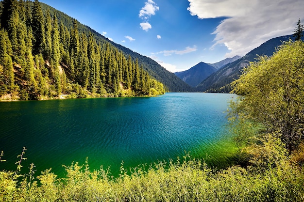 Schöner Bergsee