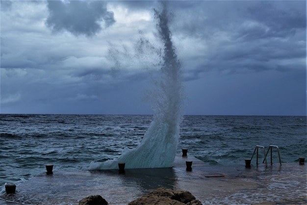 Foto schöner blick auf das meer gegen den himmel