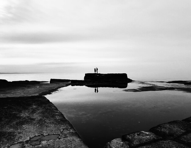 Foto schöner blick auf das meer gegen den himmel