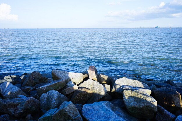 Foto schöner blick auf das meer gegen den himmel