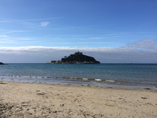 Foto schöner blick auf das meer gegen den himmel