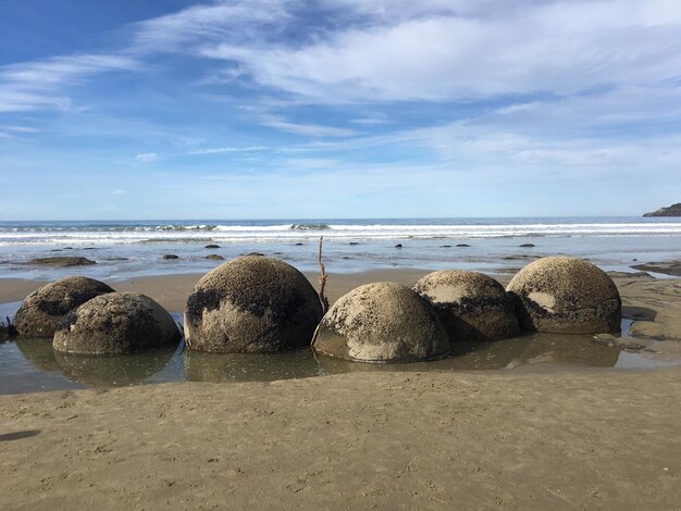 Foto schöner blick auf das meer gegen den himmel