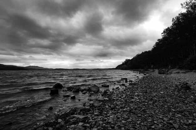 Foto schöner blick auf das meer gegen den himmel