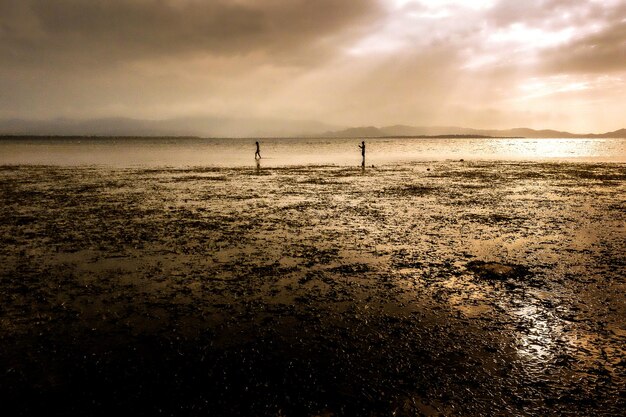 Foto schöner blick auf das meer gegen den himmel