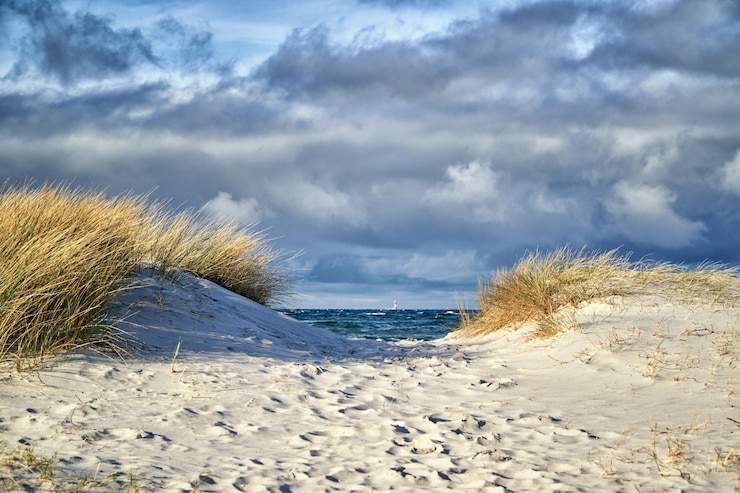 Foto schöner blick auf den strand gegen den himmel