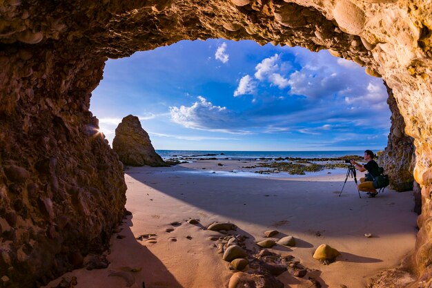 Foto schöner blick auf den strand gegen den himmel