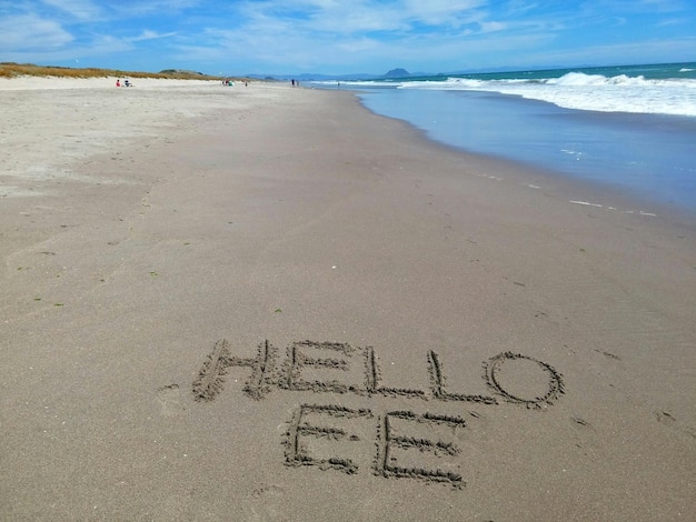 Foto schöner blick auf den strand gegen den himmel