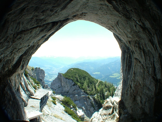 Foto schöner blick auf die berge vor klarem himmel