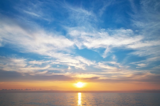 Schöner Himmel Hintergrund