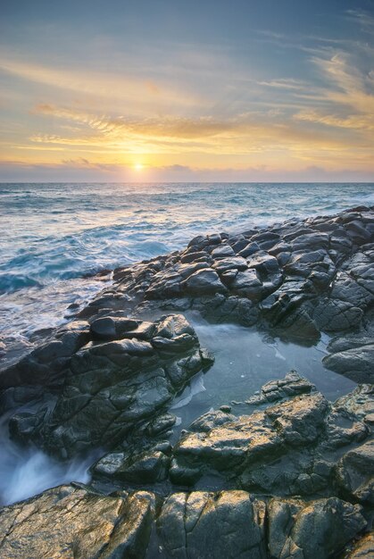 Foto schöner naturmeerblick