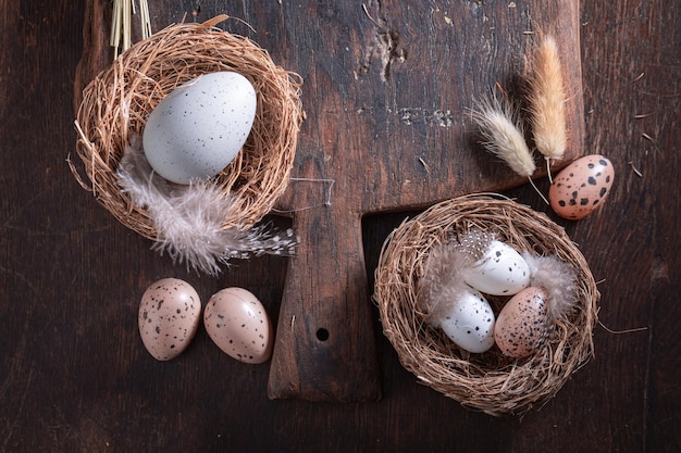 Schöner Osterrahmen für eine Feiertagskarte