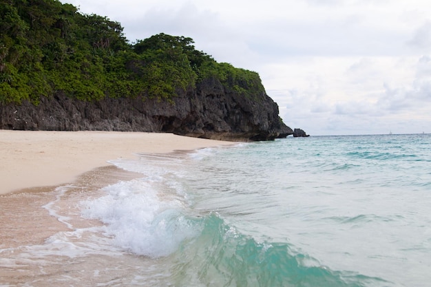 Schöner Paradiesstrand auf den Philippinen