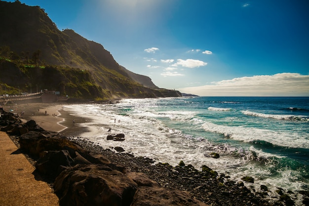 Schöner windiger Strand Playa El Socorro