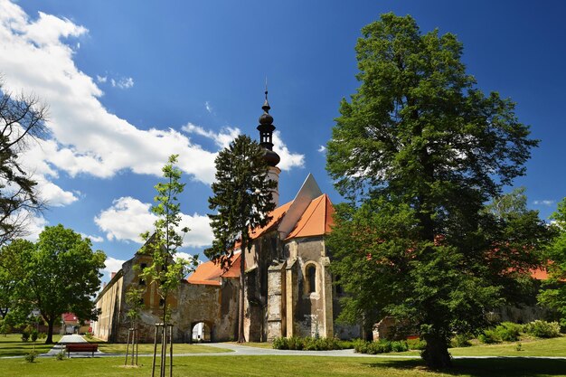 Schönes altes Herrenhaus mit Schlossgarten Oslavany Tschechische Republik