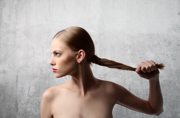 Foto schönes starkes haar einer frau