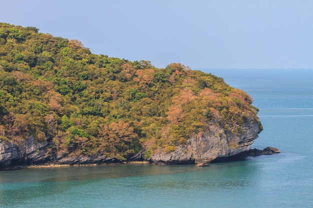 Foto schönes tropisches meer im sommer