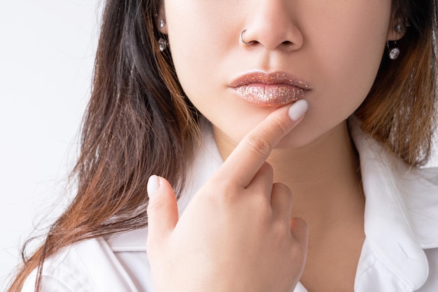 Schönheitsverbesserung Lippenvergrößerung Frauengesicht