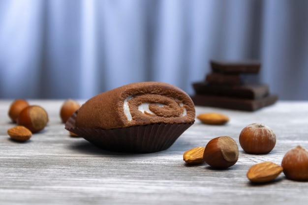 Schokobrötchen mit Mandeln und Schokolade