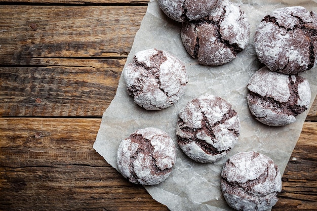 Schokoladen-Crinkle-Cookies