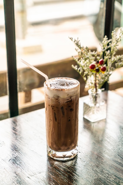 Schokoladenglas im Café