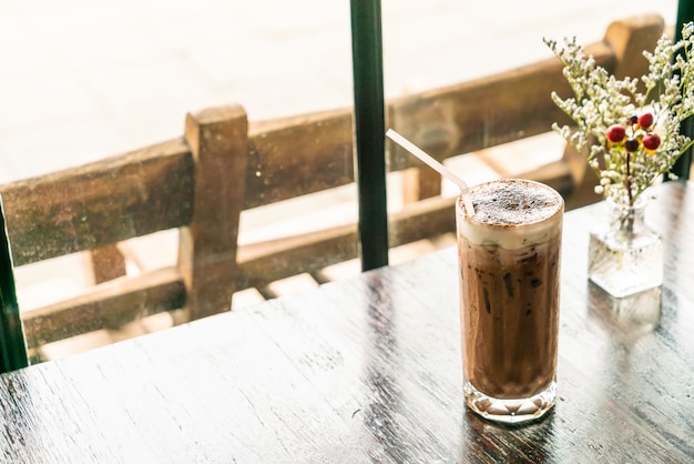 Schokoladenglas im Café