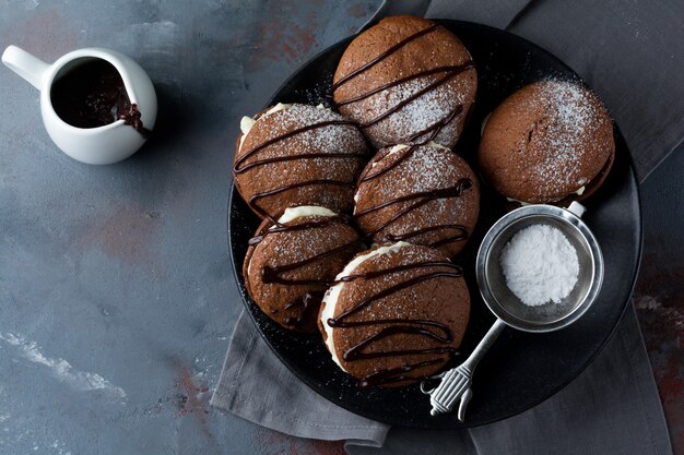 Schokoladenkekse von Woopie Cookie mit Mascarpone-Creme