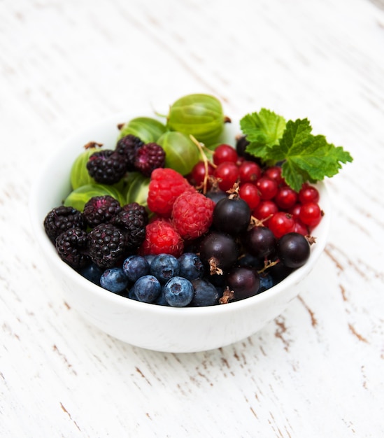 Schüssel mit Beeren