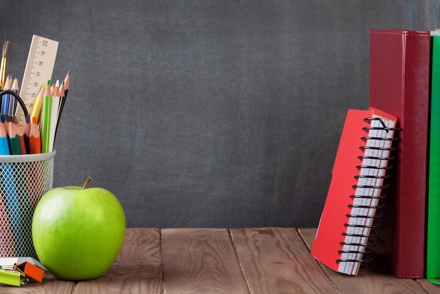 Schul- und Bürobedarf und Apple