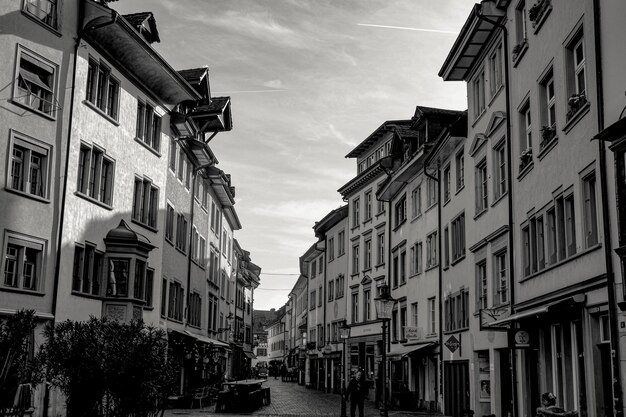 Schwarz-Weiß-Panoramablick auf die Altstadt von Schaffhausen, Schweiz, von der Munot-Festung aus