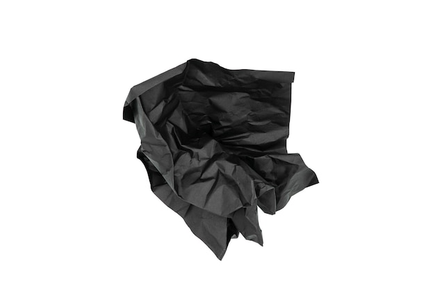 Schwarzes zerknittertes Papier lokalisiert auf weißem Hintergrund