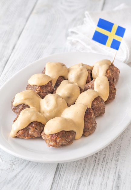 Foto schwedische fleischbälle mit sahnesauce