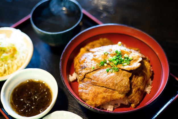 Schweinereis, Okinawa-Küche