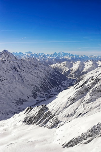 Schweizer Alpengipfel Landschaftspanorama der Berner Hochlandhubschrauberansicht