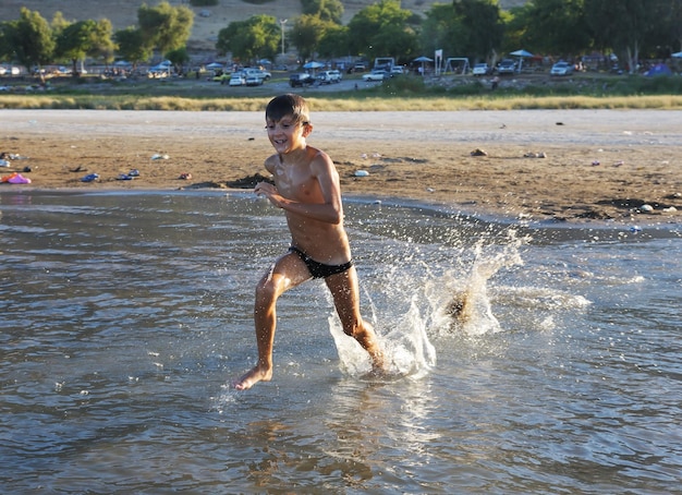 Schwimmen im See Kinneret